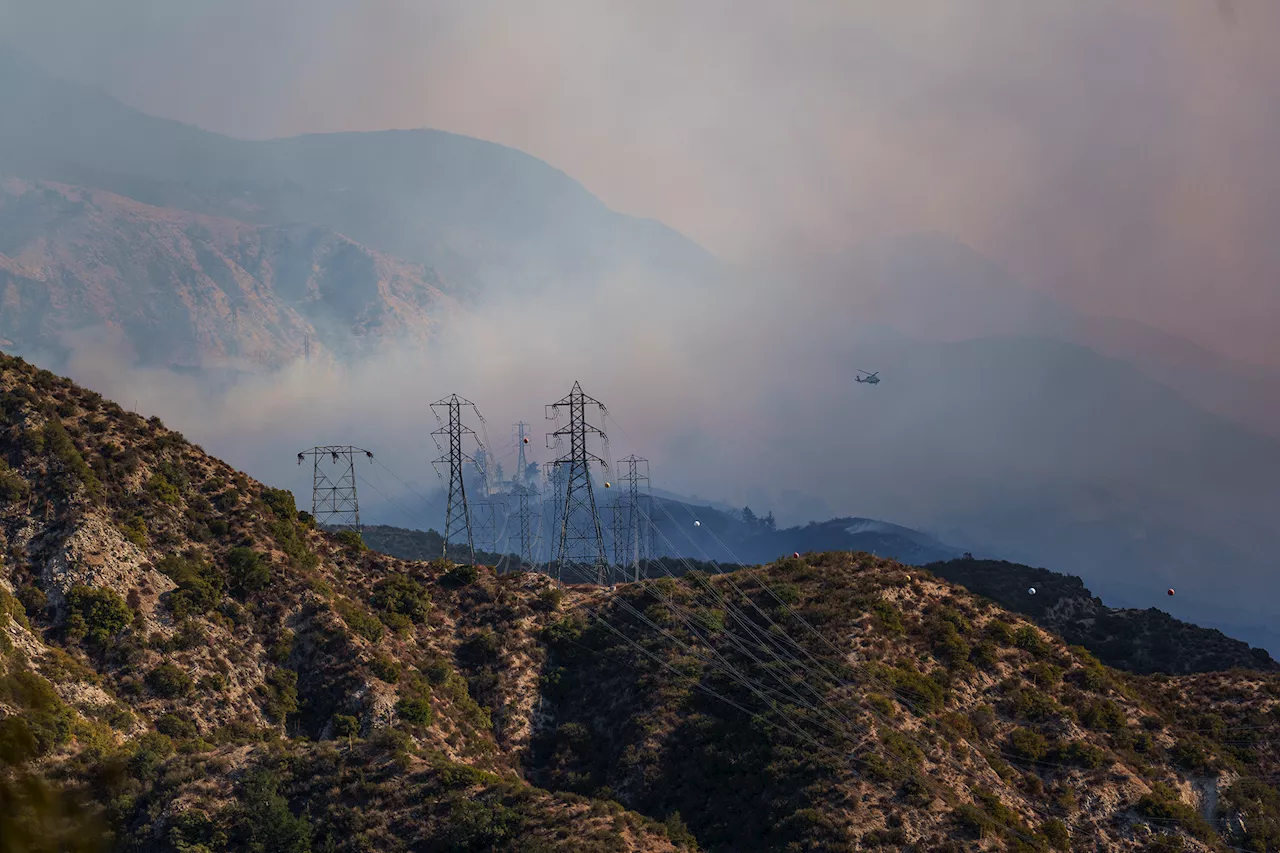 Hundreds of California prison firefighters join battle against Los Angeles wildfires