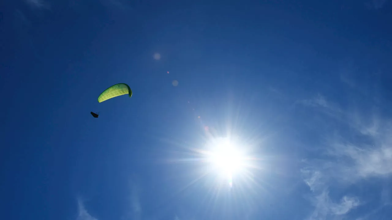 Fatal paragliding accident claims life of Swiss tourist near Tulbagh