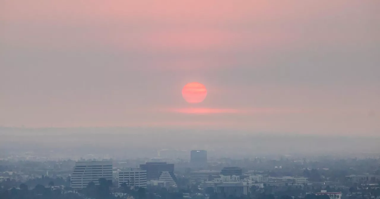 Masks strongly recommended as air quality plummets in Los Angeles