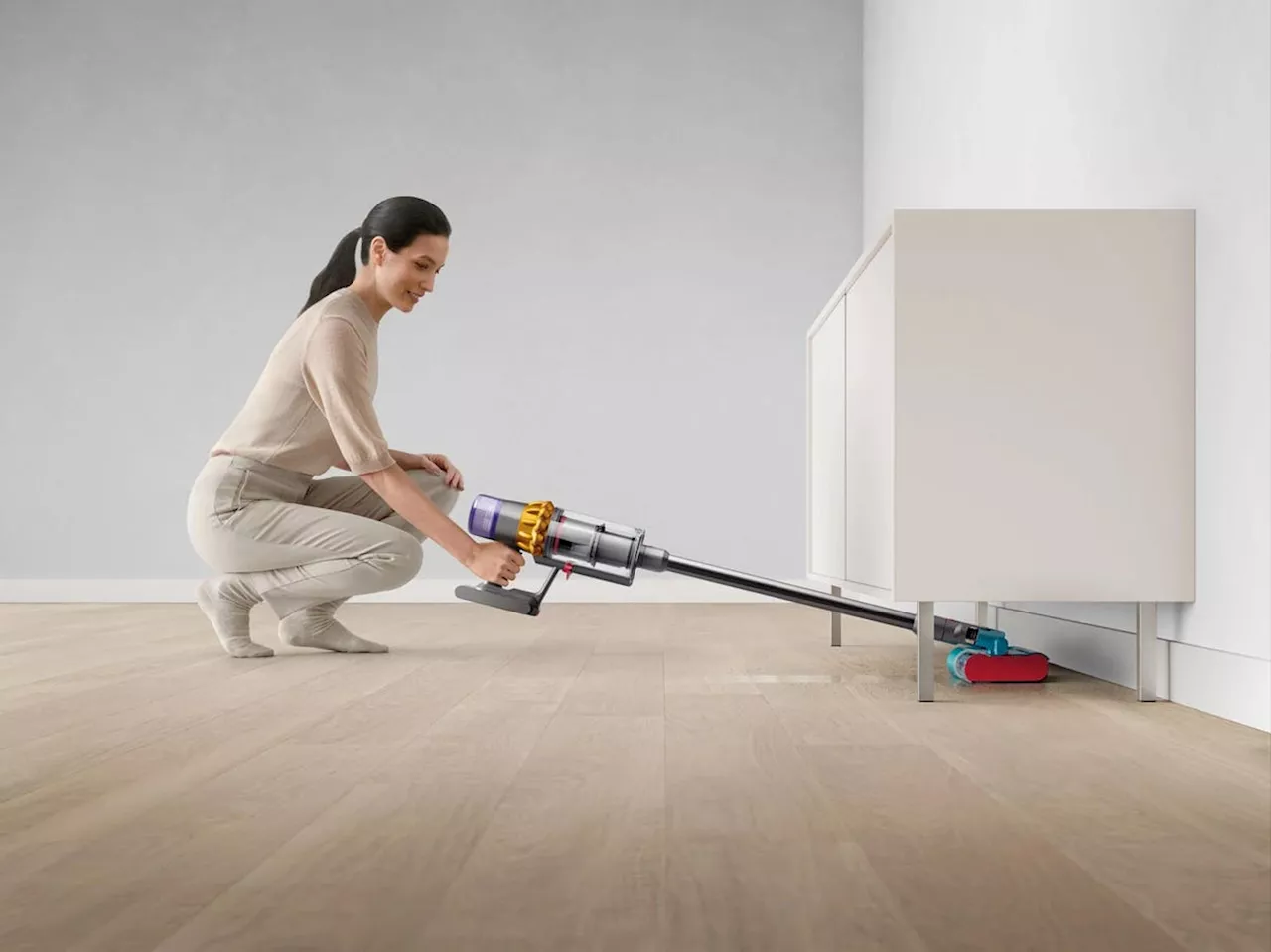 Dyson V15s Detect Submarine: A Cutting-Edge Vacuum-Mop Hybrid?