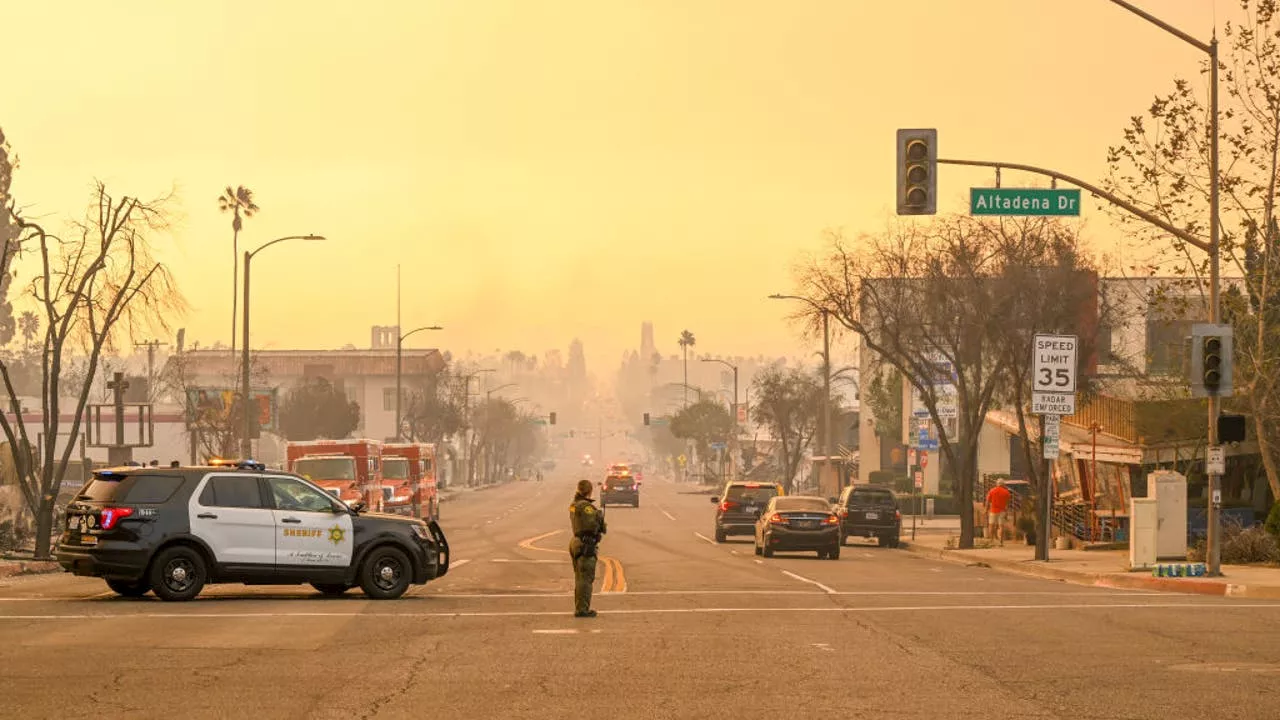 California Governor Mobilizes National Guard to Combat Wildfires