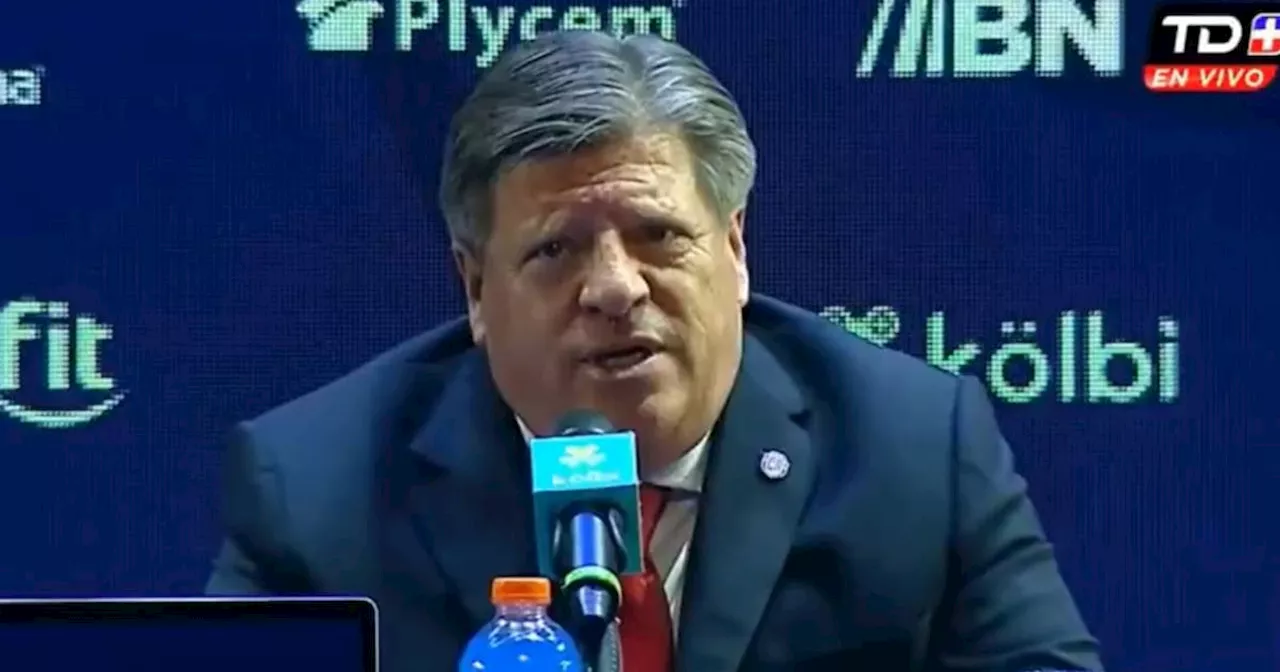 Miguel Herrera en su presentación como DT de Costa Rica afirma que Efraín Juárez y él están abriendo camino