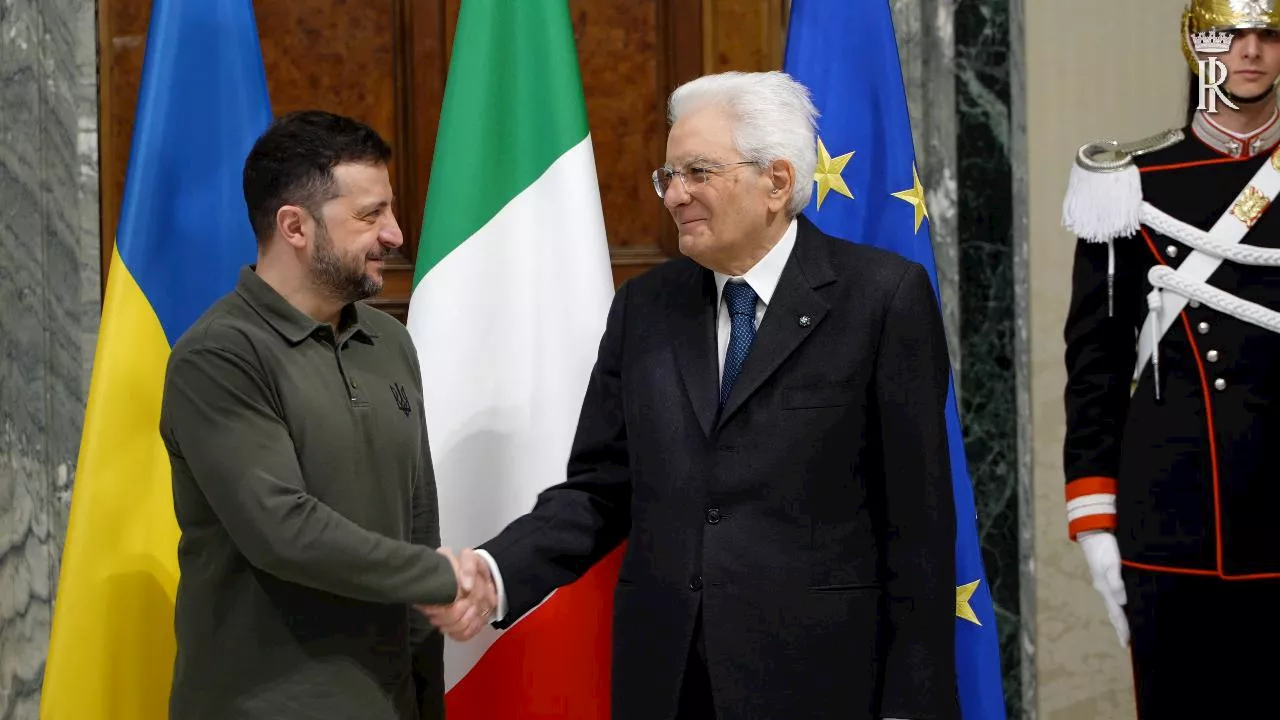 Mattarella riceve Zelensky: 'Bentornato a Roma: pieno, costante e inalterato sostegno a Kiev'