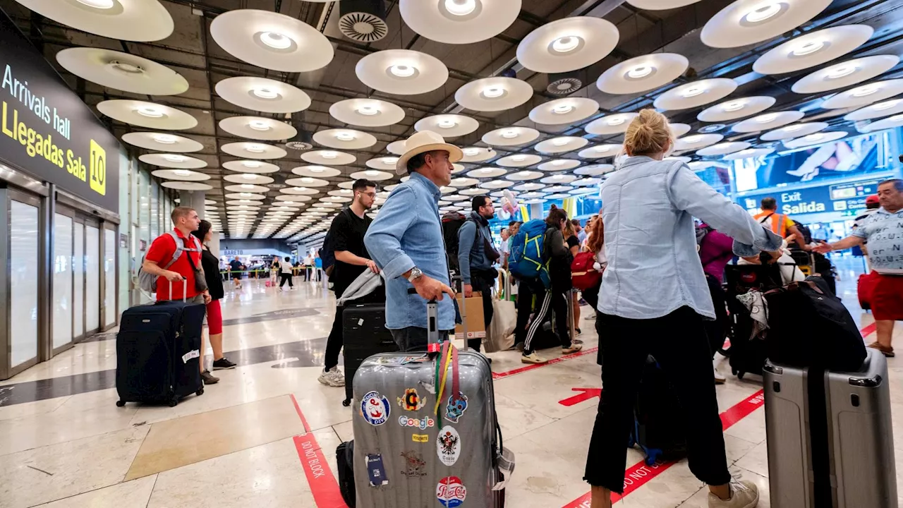 Interceptan más de 6,5 toneladas de drogas en el aeropuerto de Madrid en 2024