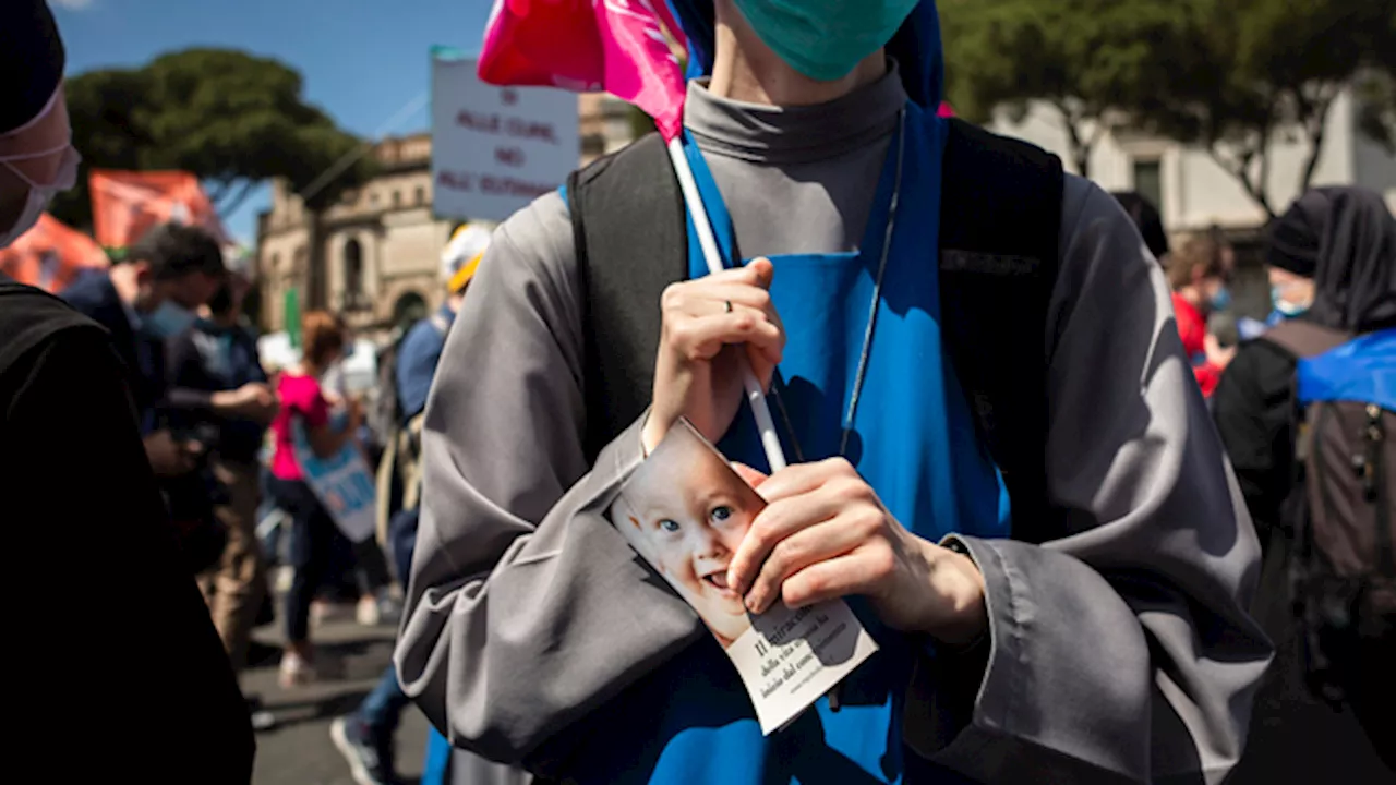 Un altro modo per controllare il corpo delle donne