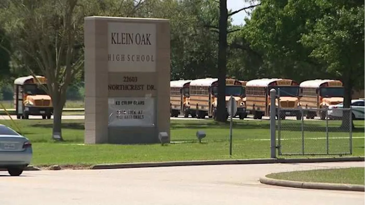 Klein Oak substitute teacher fired, charged after viewing ‘inappropriate’ material in class