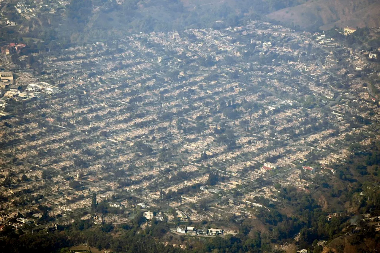 Wildfire Smoke Creates Unhealthy Air Quality in Los Angeles