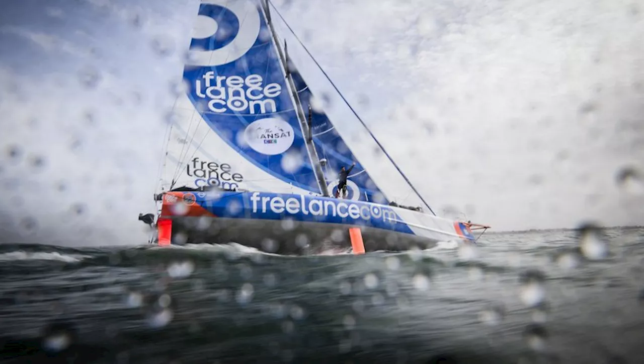 Vendée Globe 2024 : 'Je n’avais pas le choix…' Un skipper français plonge dans une eau glaciale afin de sauver