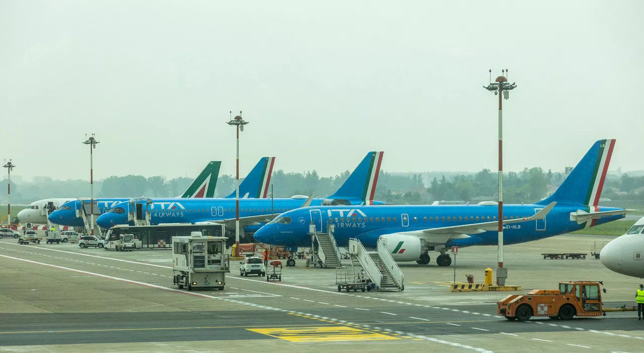 Sciopero dei trasporti pubblici, disagi anche all'aeroporto