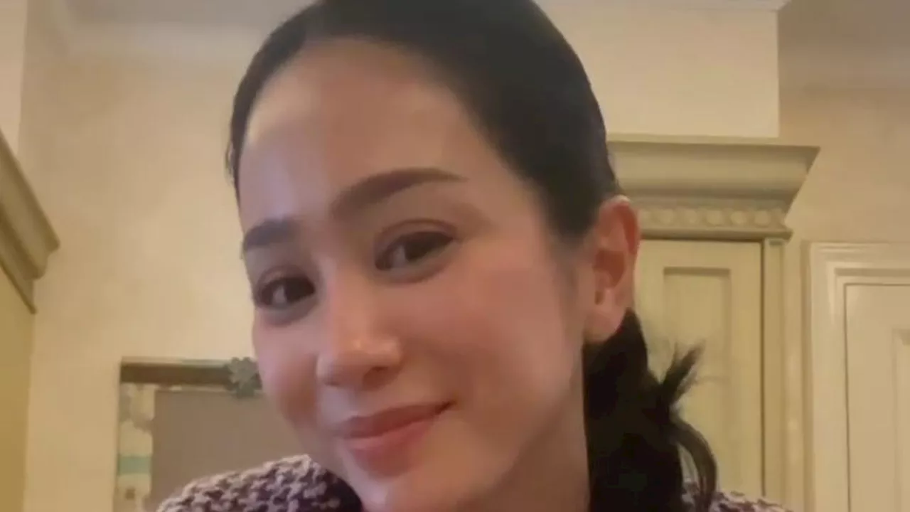 Bunga Zainal Tunjukkan Proses Memasak Lamb Chop, Netzen Justru Fokus pada Cara Marinasinya