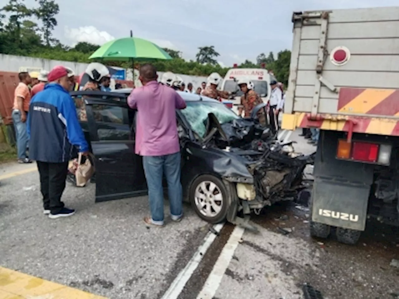 Gua Musang crash claims one life, leaves three family members in critical condition