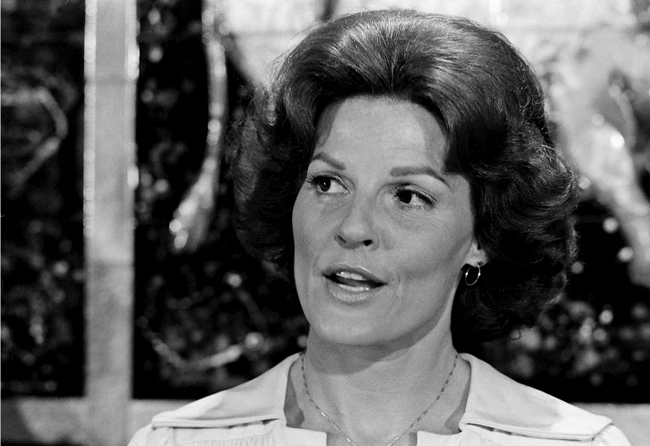 Anita Bryant, Singer Who Opposed Gay Rights, Dies at 84