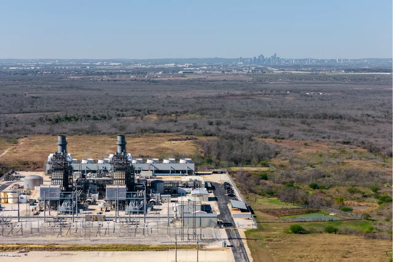 Texas Energy Grid to Be Tested by Demand Boom, Winter Weather—Expert