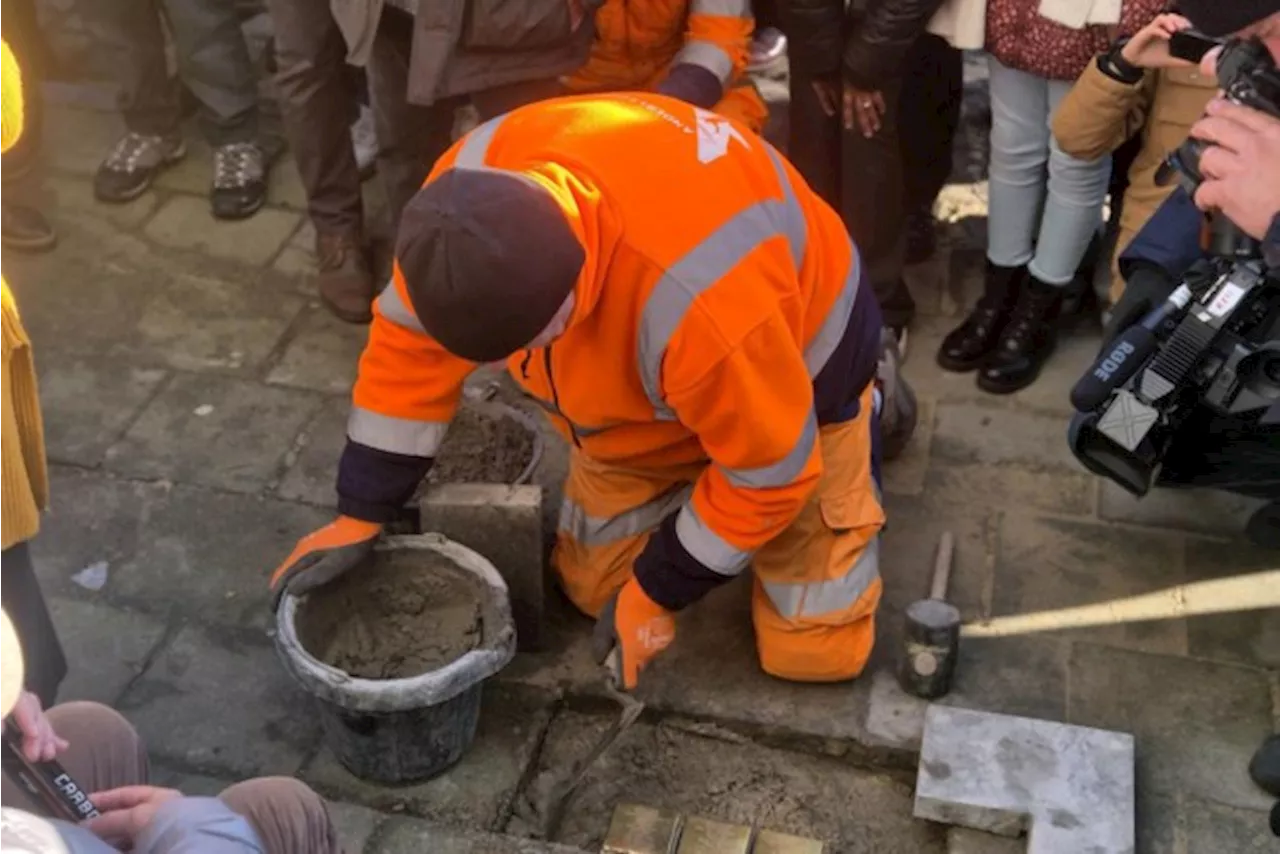 Nieuwe Stolpersteinen geplaatst ter Herinnering aan de Holocaust in Anderlecht