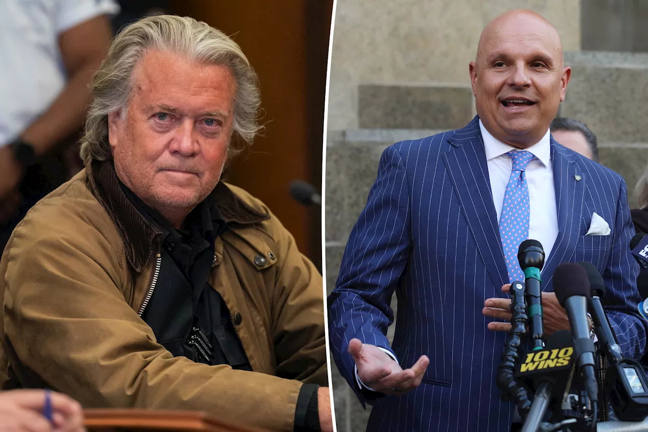  Steve Bannon hires Rudy Giuliani's lawyer for fundraising fraud case