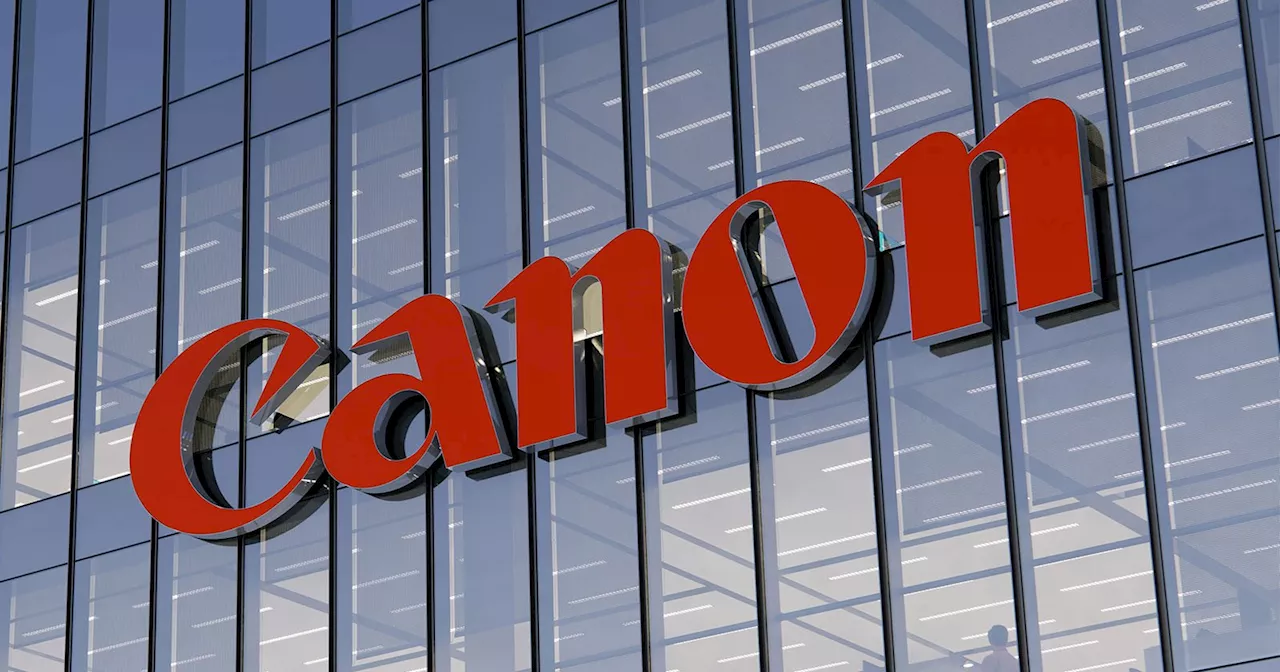 Canon Considering Outsourcing Camera Manufacturing to Cut Costs