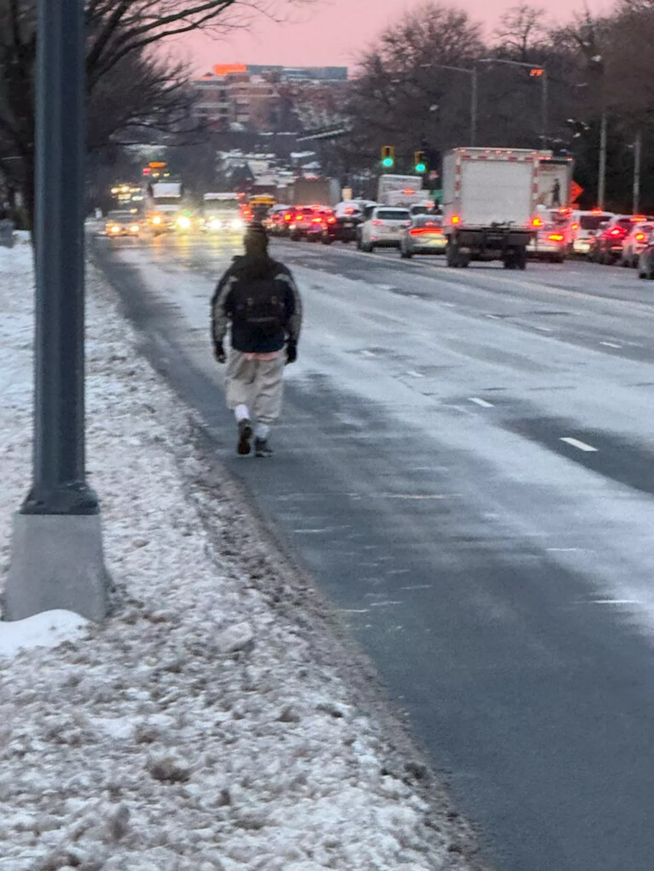 DC Sidewalks Overrun with Snow, Residents Frustrated by Lack of Response