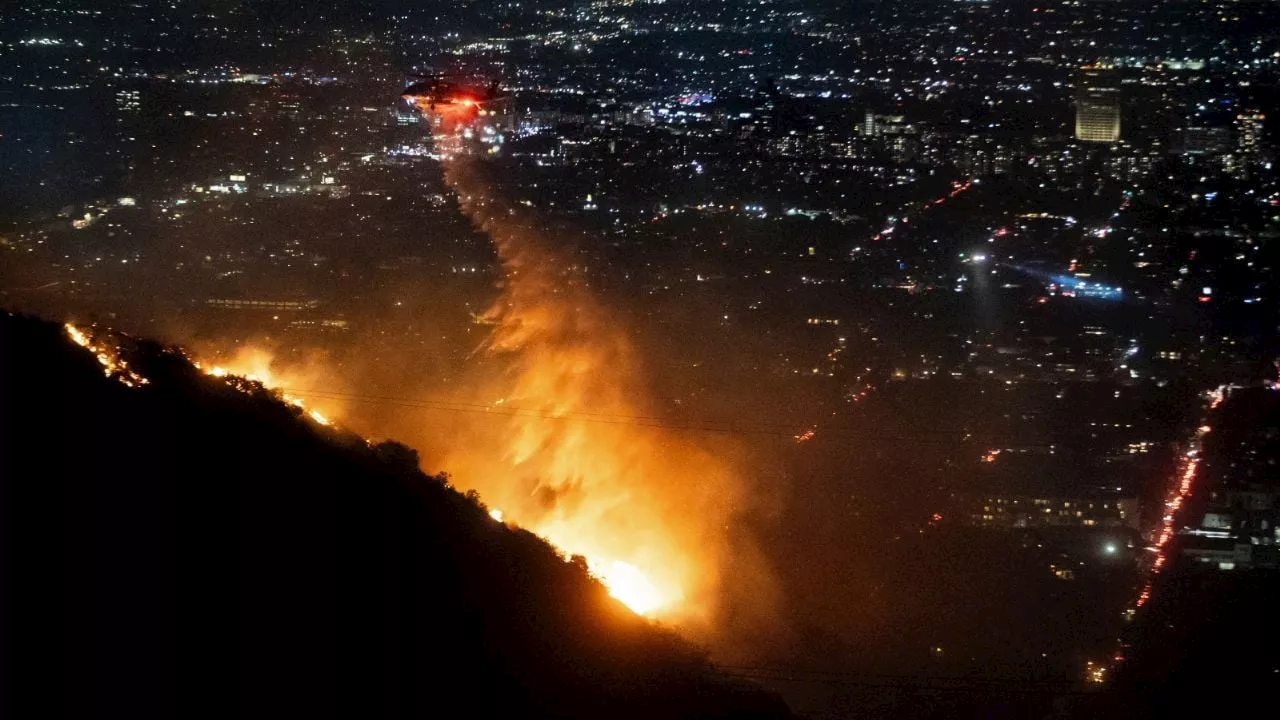 Incendios arrasan casas de celebridades en Los Ángeles