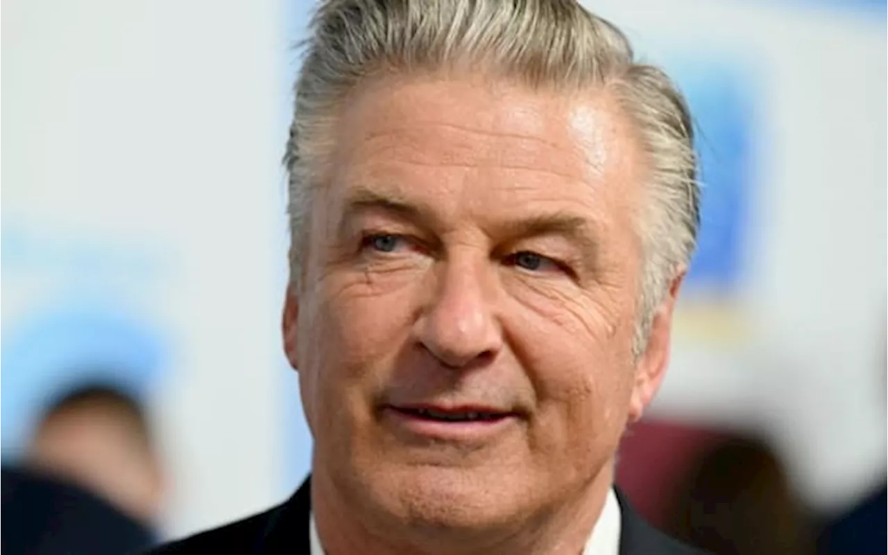 Alec Baldwin fa causa ai procuratori del processo di Rust per violazione diritti civili