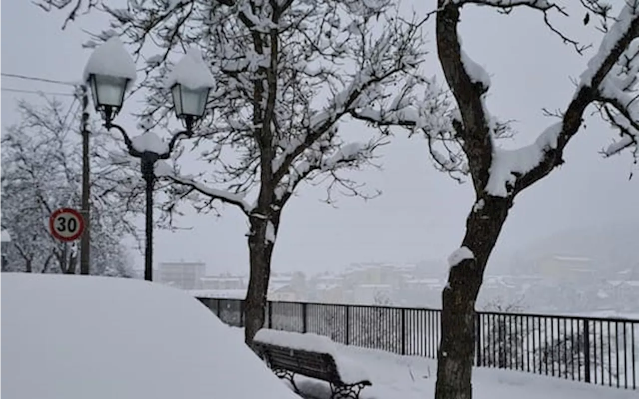 Meteo, neve, pioggia e freddo nel weekend: ecco dove. Le previsioni