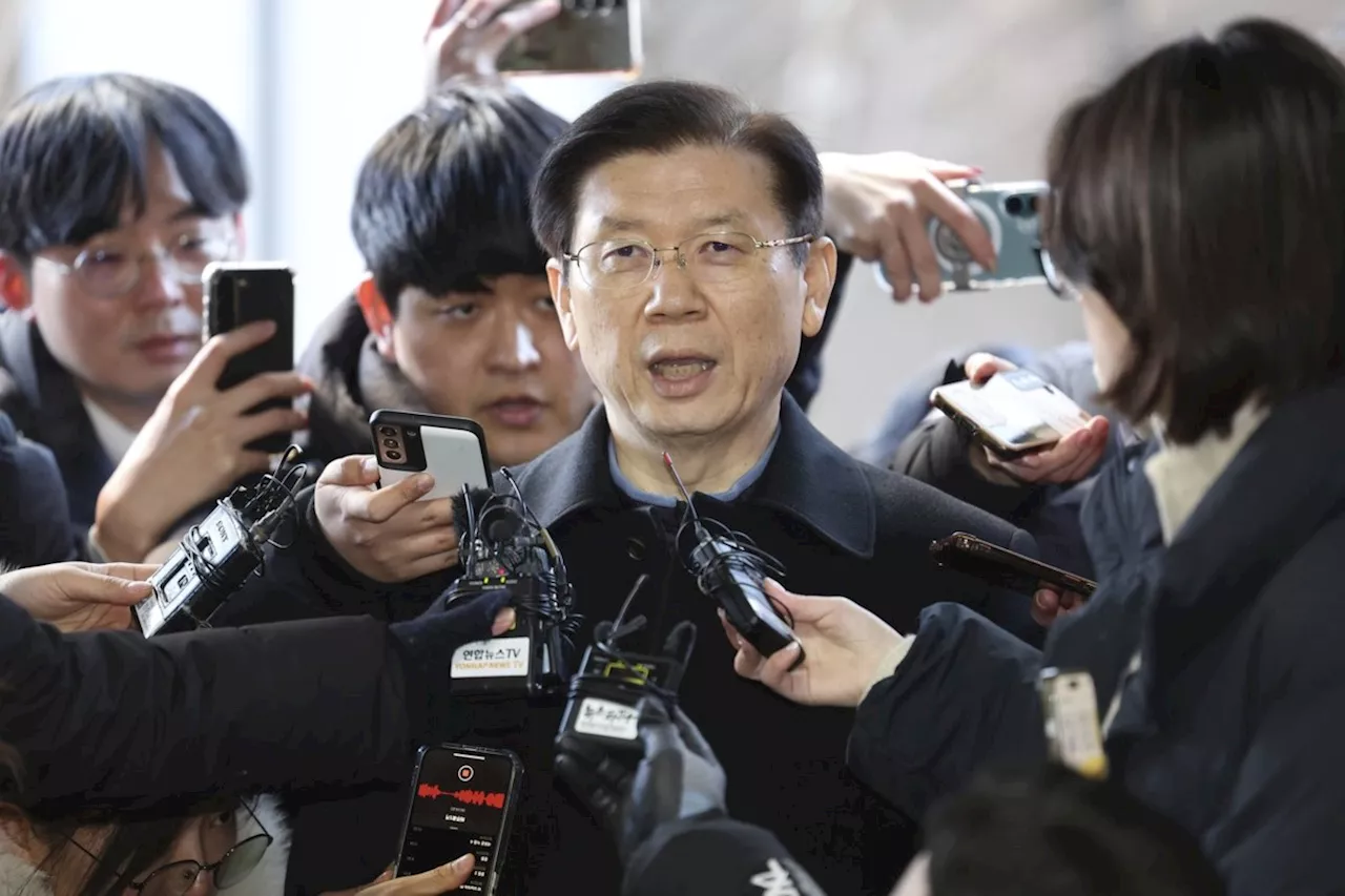 South Korea's Acting Leader Accepts Presidential Security Chief's Resignation Amid Detention Row