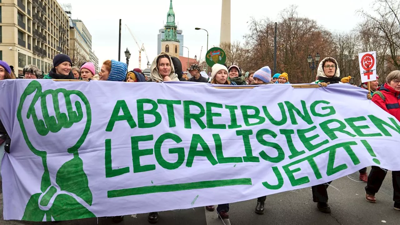 Unterstützung von CDU und FDP fehlt: Entkriminalisierung von Abtreibungen steht auf der Kippe