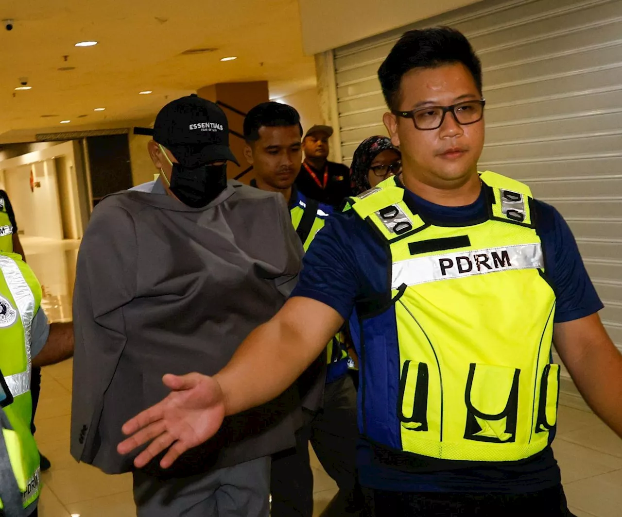 S'wak TV station CEO among five detained to help money-laundering, CBT probe, says IGP