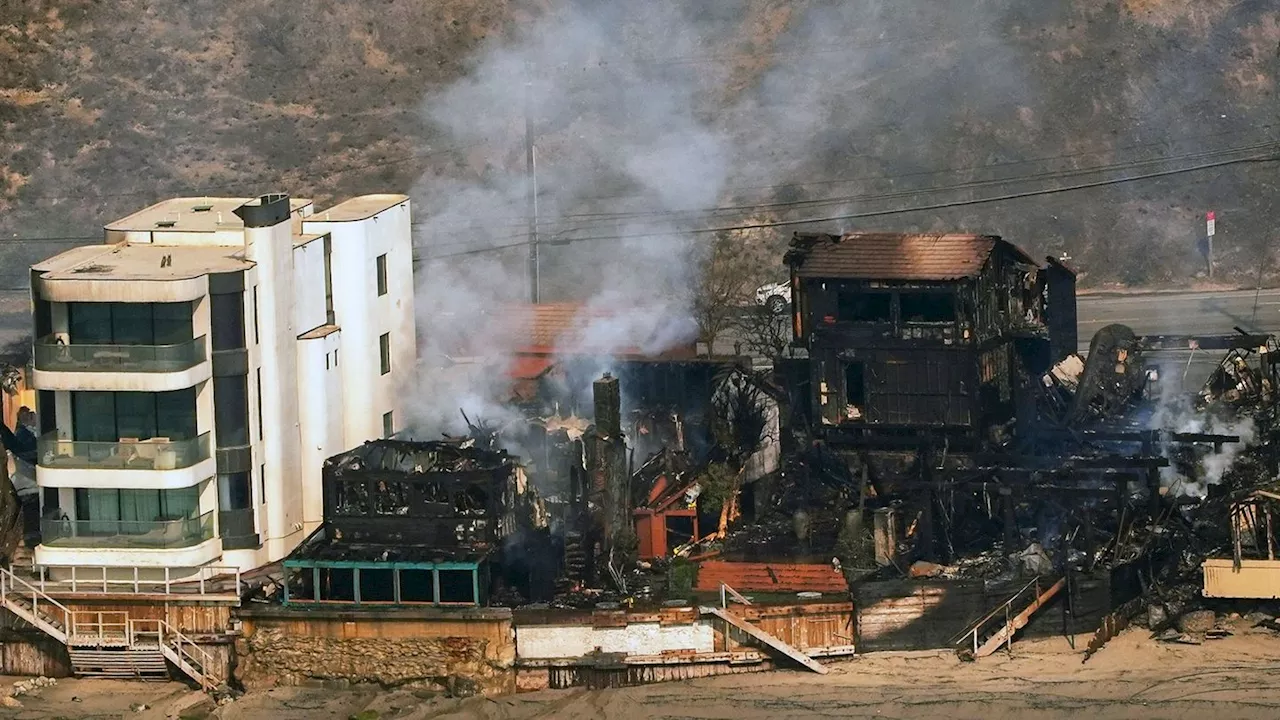 Feuerinferno in Kalifornien: Waldbrände in LA - Mindestens zehn Tote und große Schäden