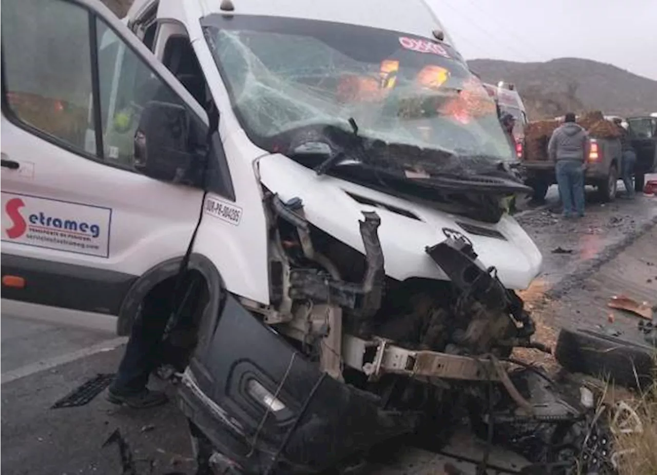 Aparatoso accidente en la carretera a Monclova deja varios lesionados