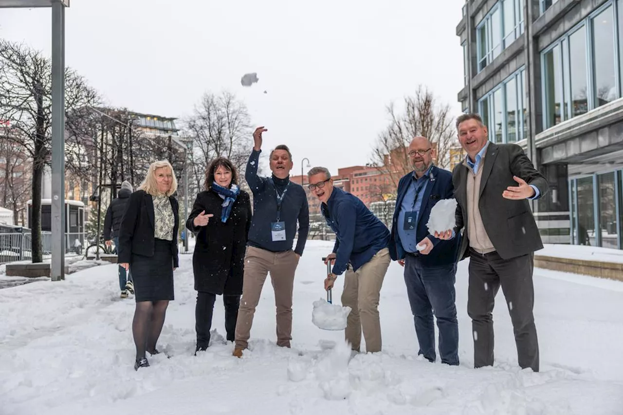 Vi må tåle så vel – den snø og spøk som rammer oss selv