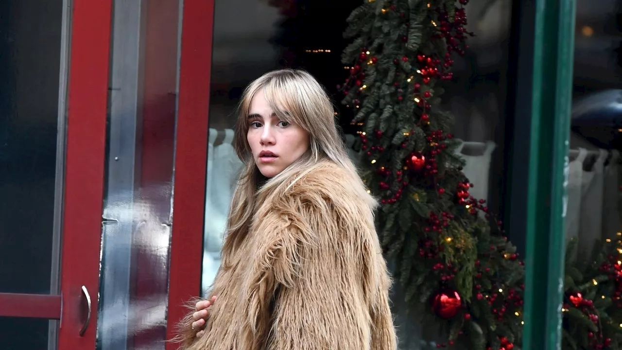 Suki Waterhouse Embraces 70s Glam Rock in New York City