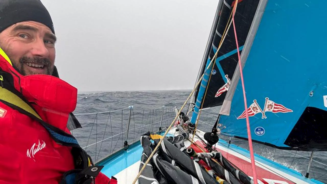 Vendee Globe: Herrmanns Vorsegelaufhängung gebrochen