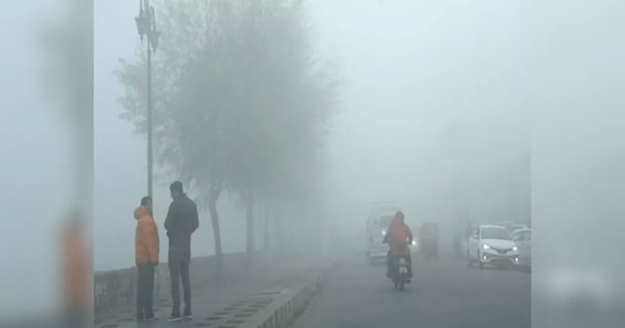 Jharkhand Weather Today: झारखंड वासियों ठिठुरन भरी ठंड से नहीं मिलेगी राहत! घने कोहरे को लेकर अलर्ट जारी