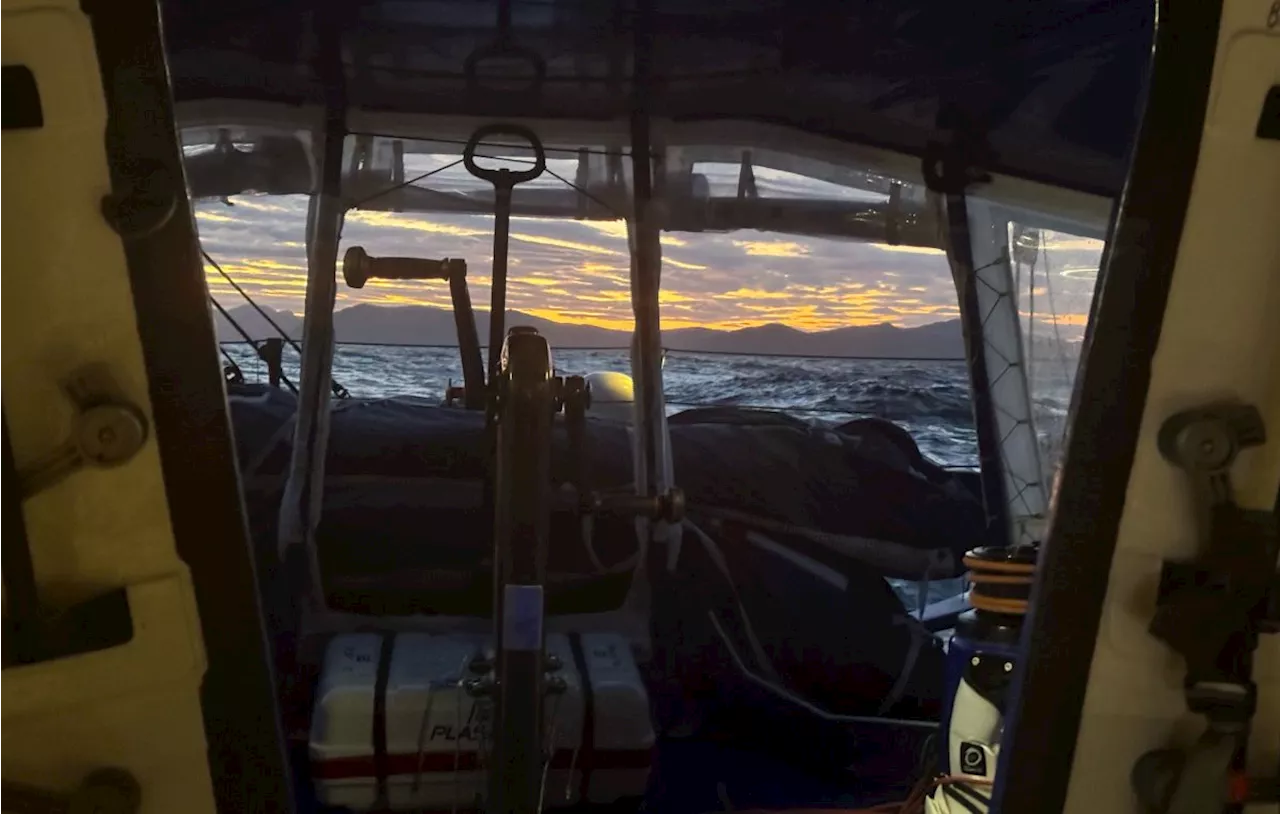 Dalin toujours en tête, Richomme revient dans le Vendée Globe