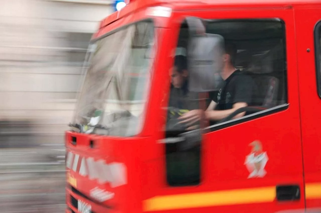 Un homme blessé dans une sortie de route près d’Aurillac : la voiture fait plusieurs tonneaux