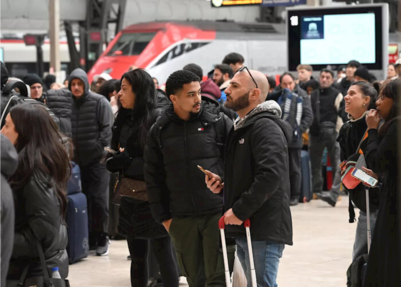 Ritardi e cancellazioni ferroviarie a Milano Centrale