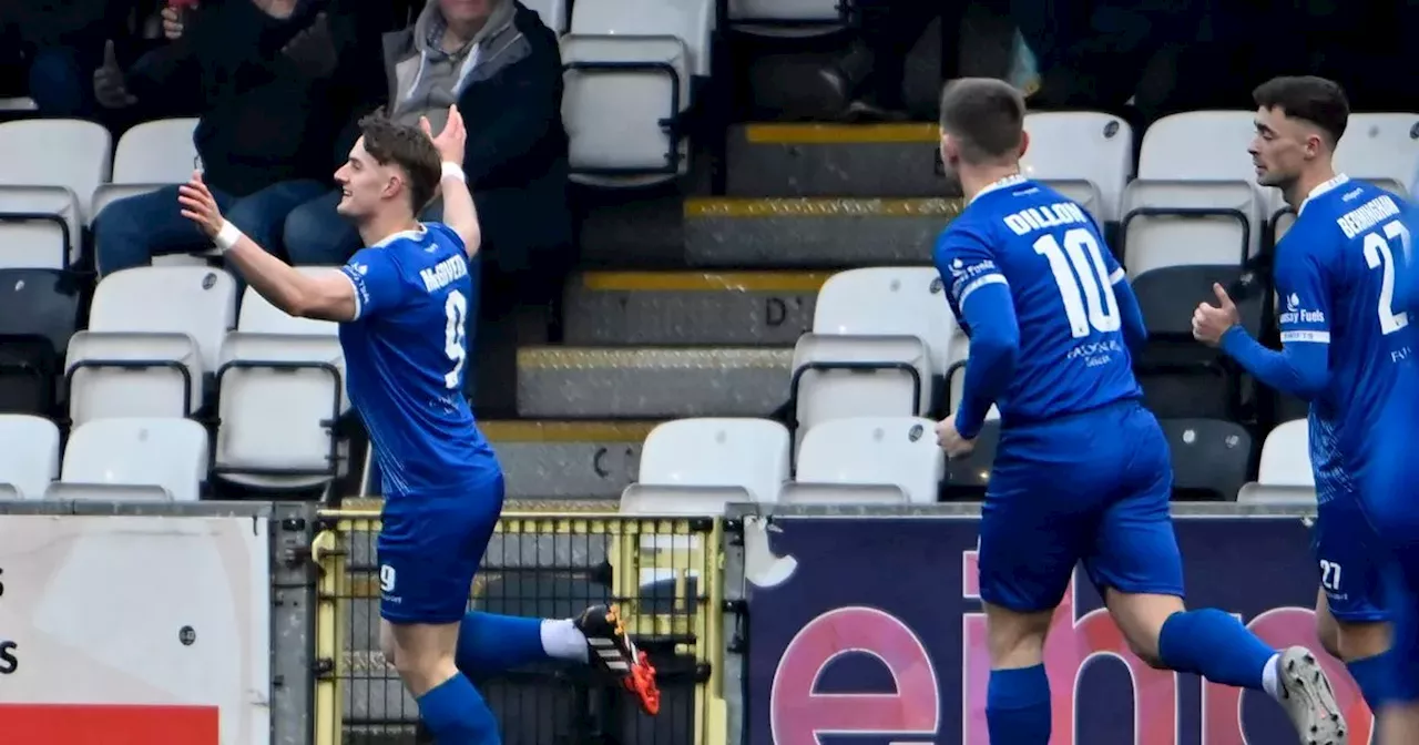 Irish League RECAP: Dungannon run riot at Seaview as Linfield break down Carrick resistance