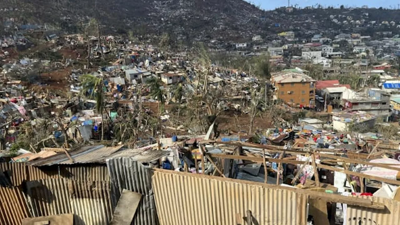 Mayotte en alerte cyclonique rouge face à la tempête Dikeledi