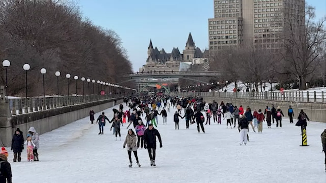 Rideau Canal Skateway Opens for Winter Fun