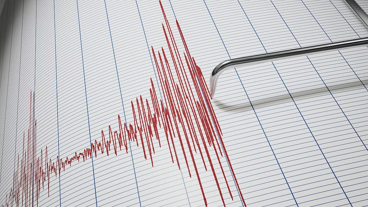 California rocked by earthquake as state battles deadly wildfires