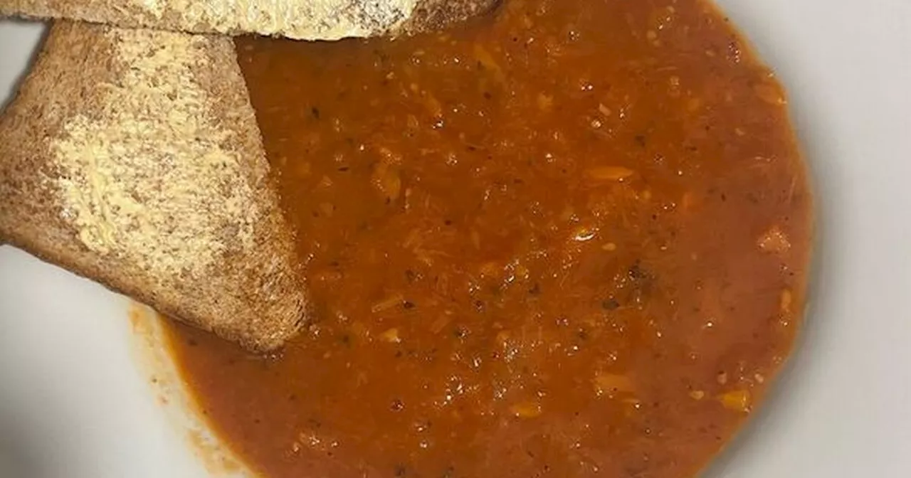 Homemade Tomato Soup Recipe using Carrots