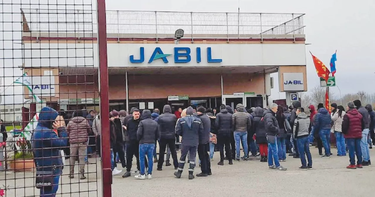 Jabil licenzia tutti i dipendenti del sito di Marcianise