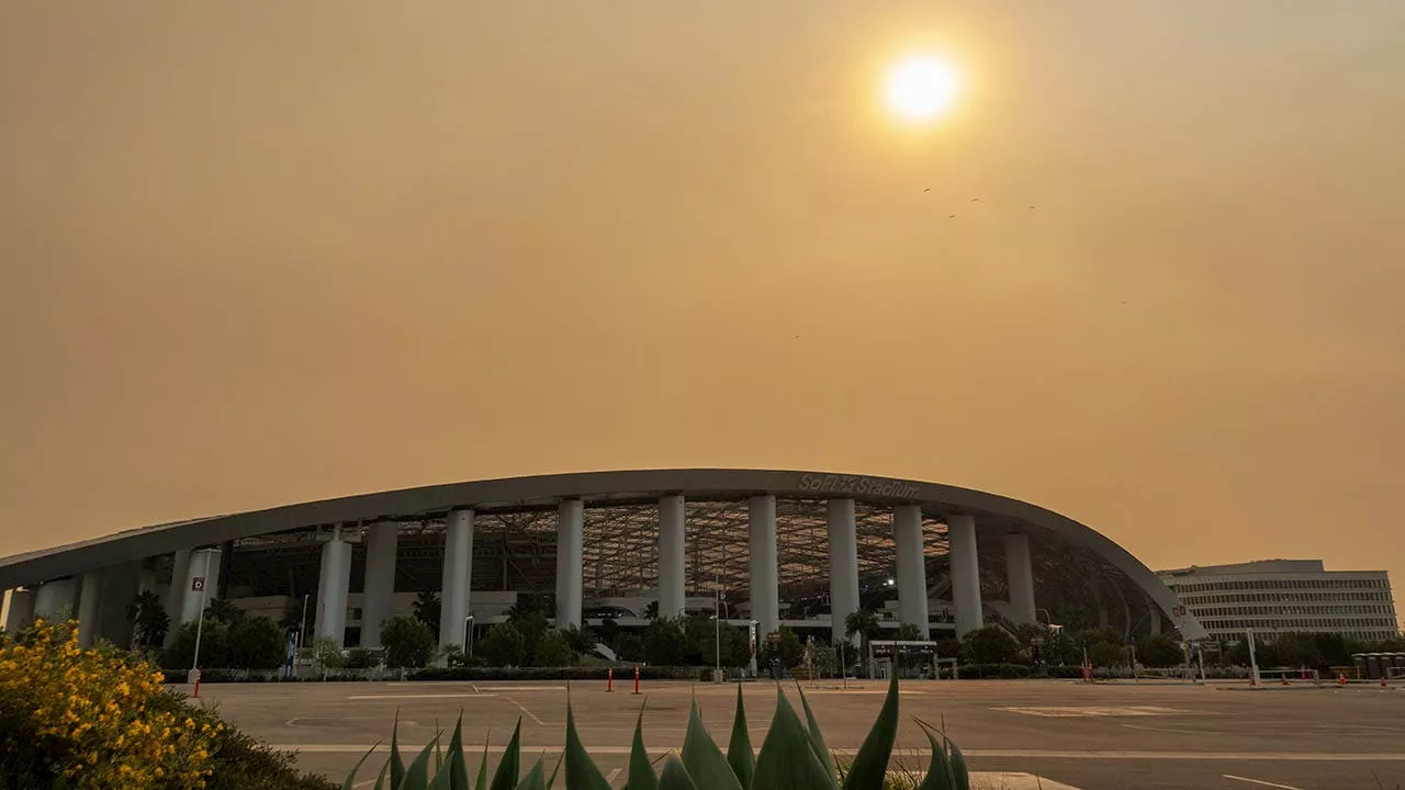 Arizona Cardinals Help Evacuate Rams Amid California Wildfires