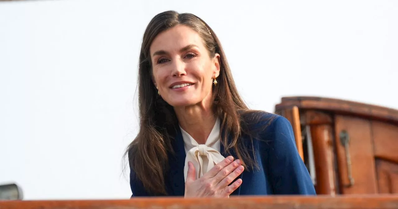 Letizia d’Espagne incapable de retenir ses larmes : sa fille Leonor d’Espagne lève l’ancre pour 6 mois en mer