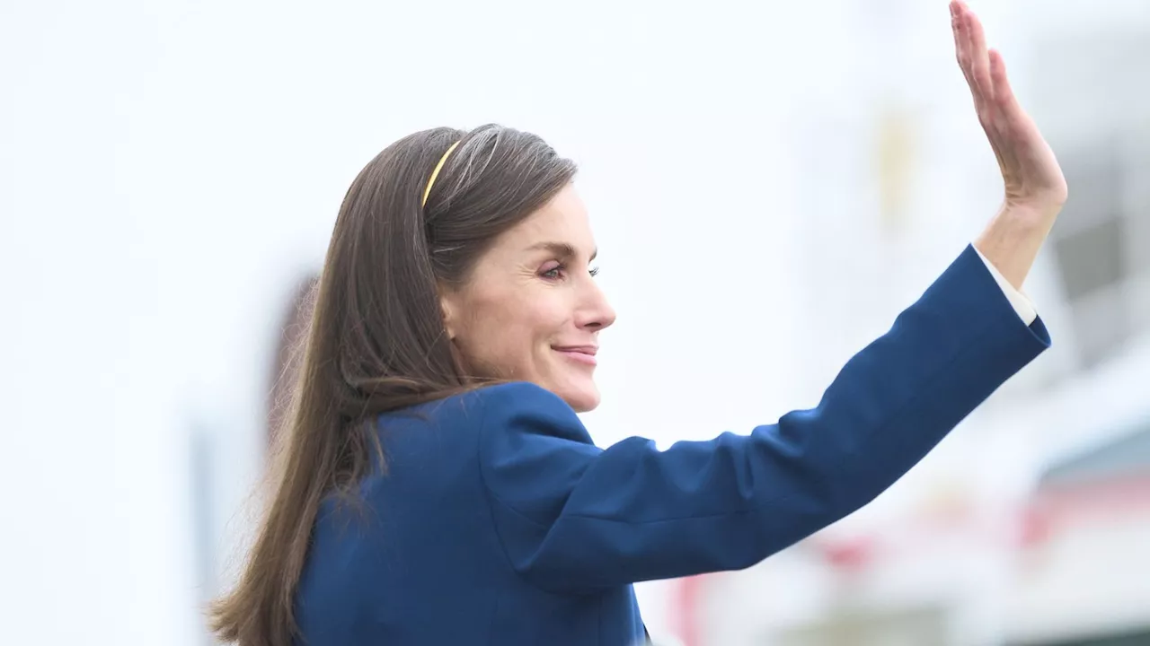 Letizia d'Espagne aux larmes lors du départ de Leonor pour un voyage maritime