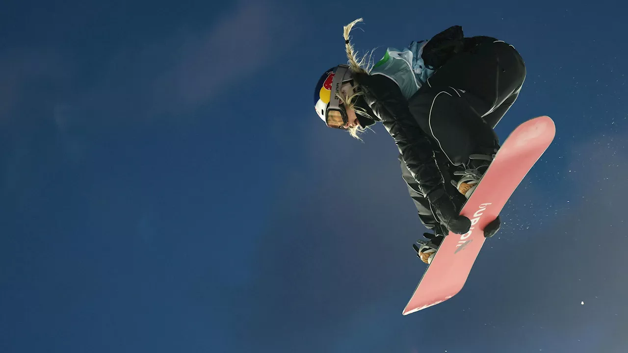 Anna Gasser krönt sich zur Rekordhalterin im Big Air Weltcup