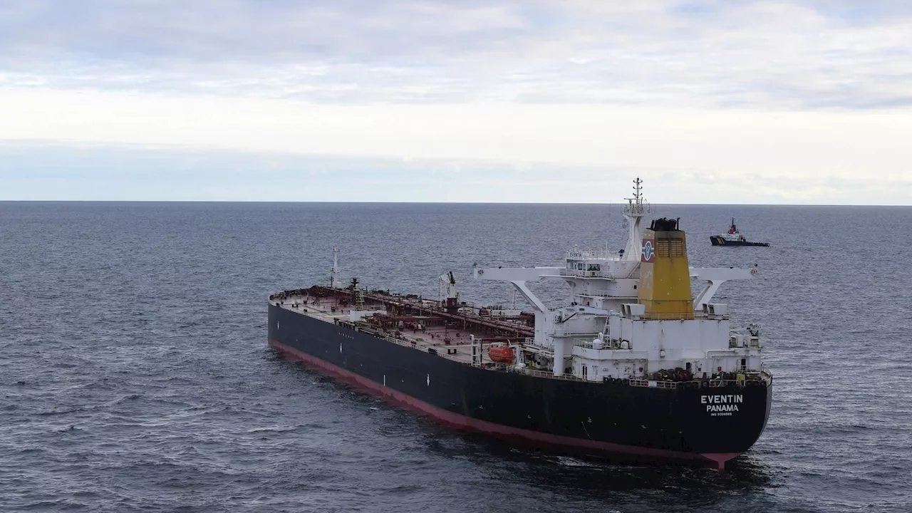  Sturm erschwerte Rettung von havariertem Tanker