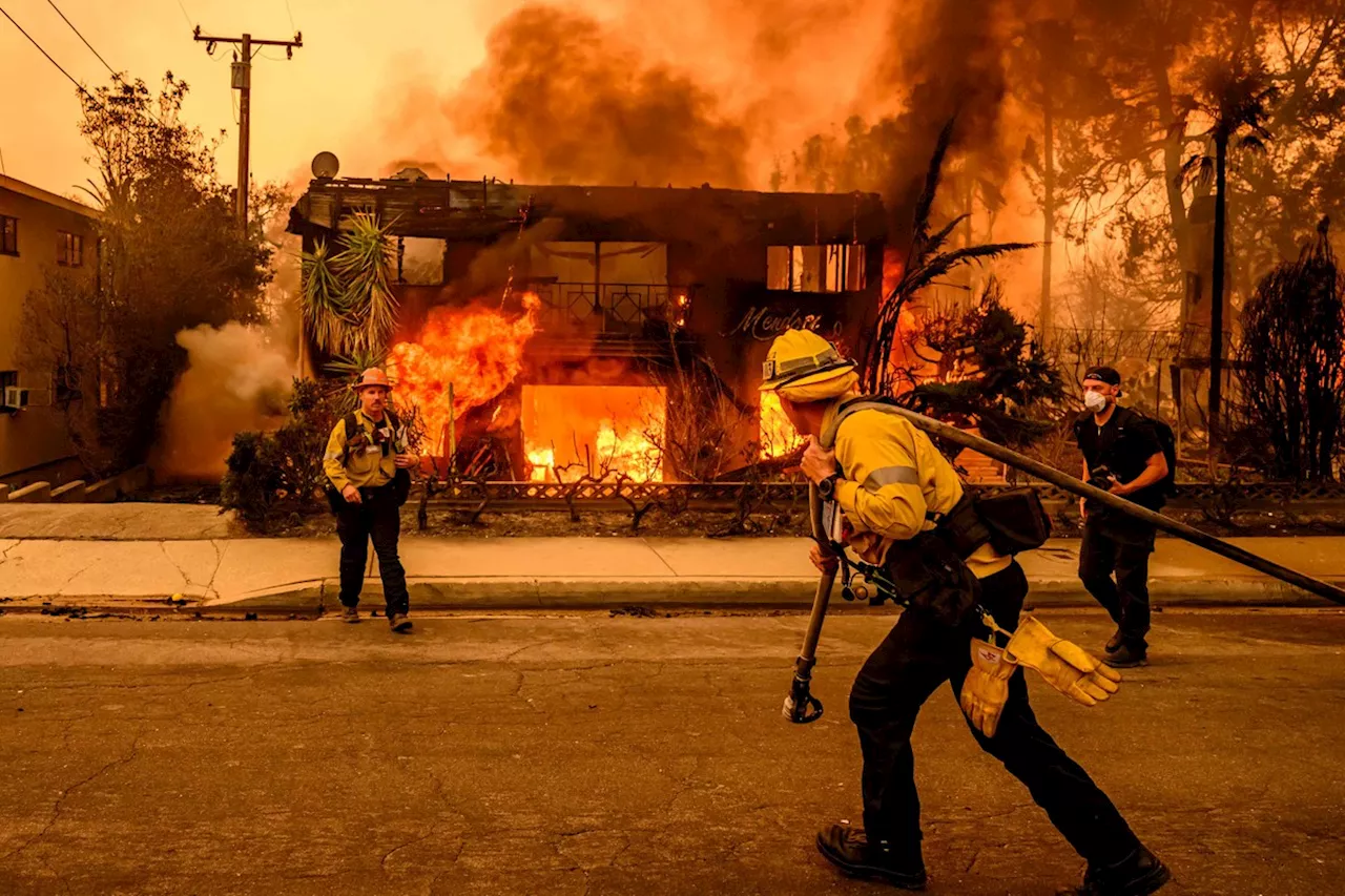 Incêndios em Los Angeles: Ventos Santa Ana aceleram a propagação das chamas