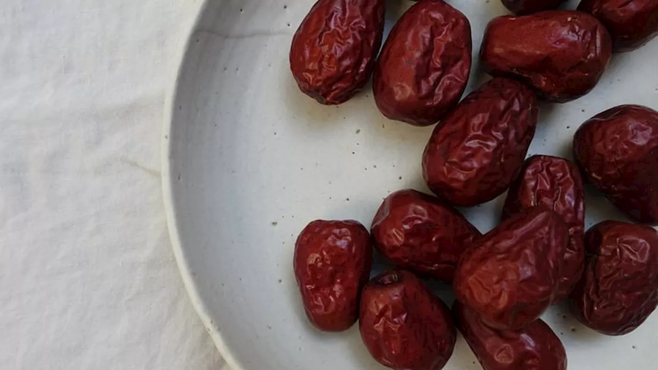 6 Manfaat Makan 2 Kurma Setiap Hari, Bantu Kontrol Kadar Gula Darah