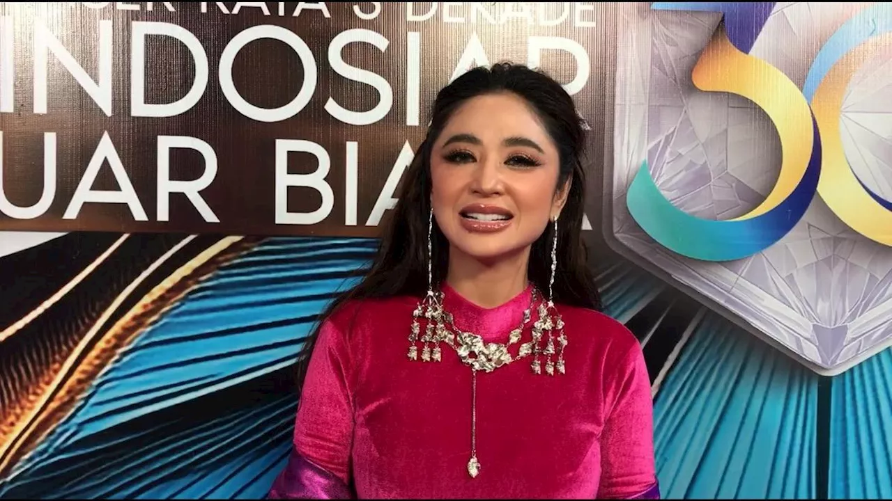 Konser Raya 3 Dekade HUT, Dewi Perssik Soroti Kesuksesan Indosiar Lahirkan Talenta Dangdut